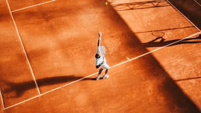 Wimbledon第十比赛日十佳球集锦视频 - 球员飞身救球瞬间